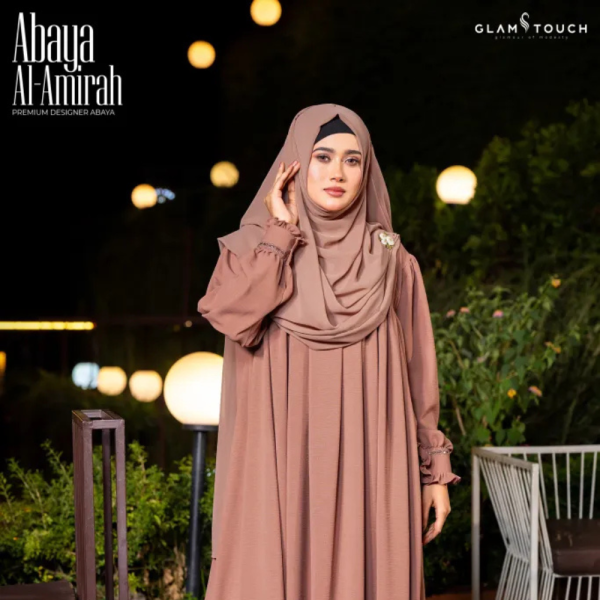 ABAYA AL‑AMIRAH PREMIUM ZIPPER NECK ABAYA